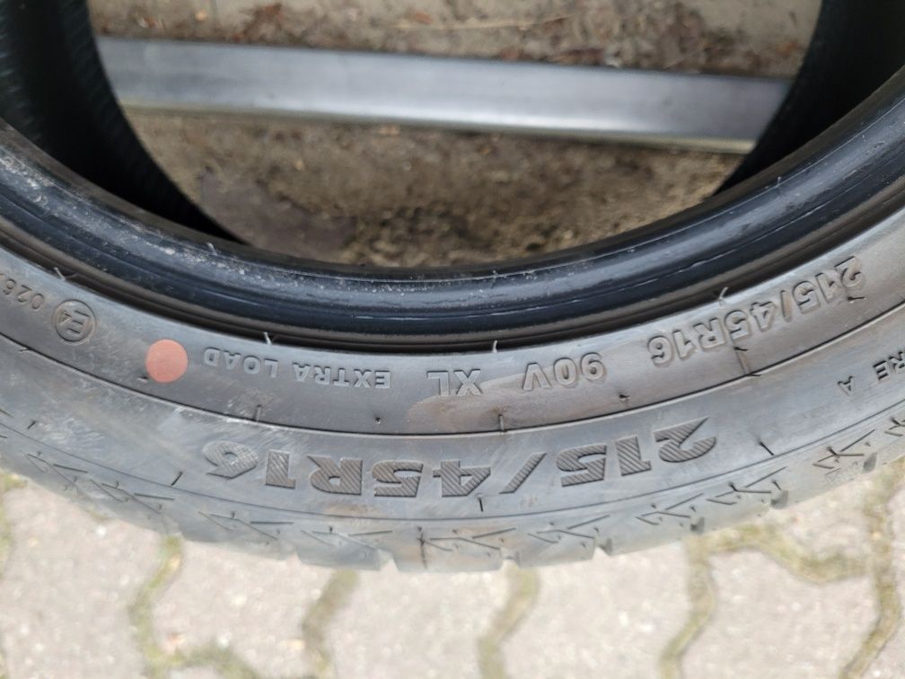 Opony letnie 215/45R16