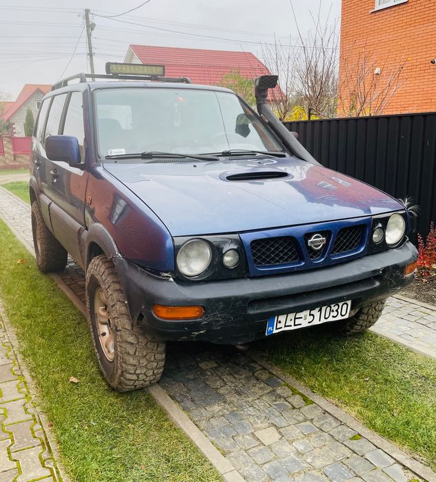 Nissan terrano Нісан терано