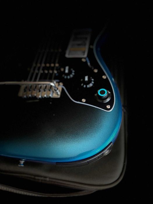 Mooer GTRS Guitar Profess. 801 DN + Mooer F4 WH