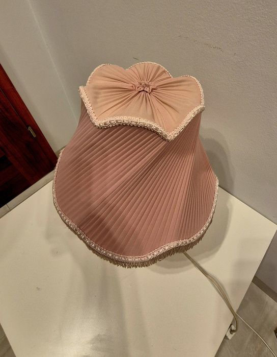 Lampa stołowa podstawa mosiężna Abażur różowy