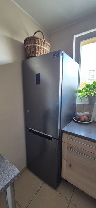 Meble kuchenne + zmywarka + kuchenka