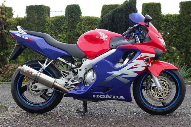 Honda CBR 600 ! F4 ! PC35 ! 1999r ! BEZWYPADKOWA ! Serwis ! 45 430 KM