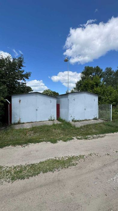 Будинок біля річки | 290 м² | 10 соток | 15 хв від міста | КОД 43942