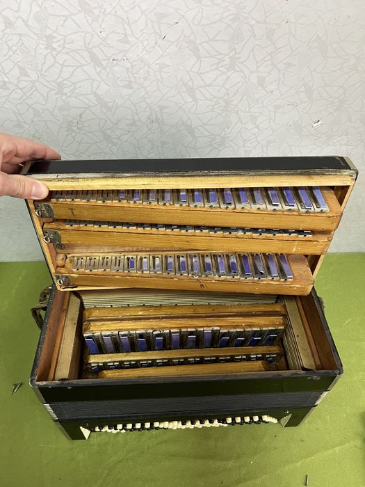 Тульский баян. Проверен и настроен мастером