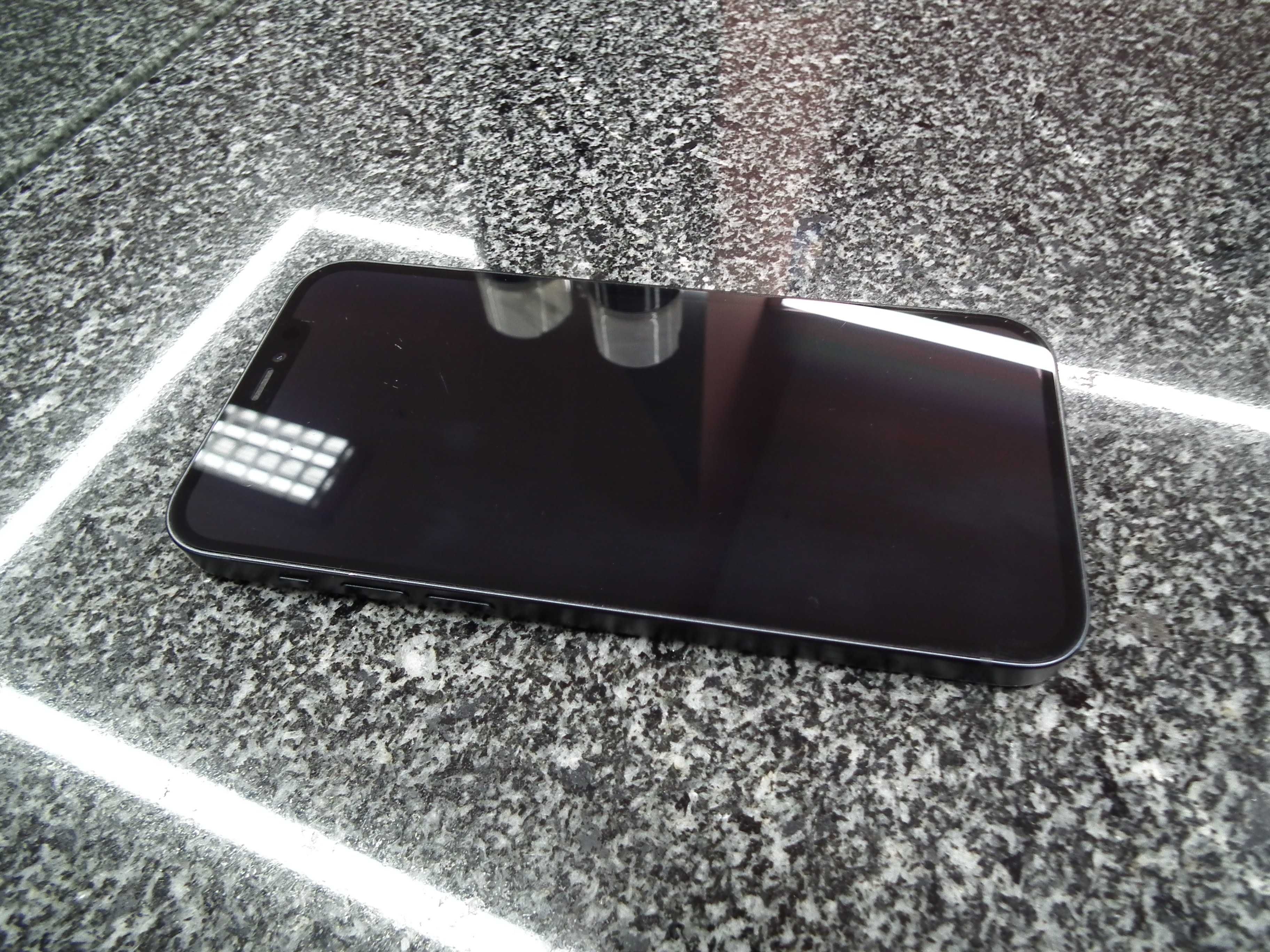 iPhone 12 64GB Desbloqueado