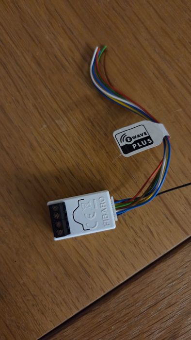 zestaw urządzeń do fibaro sprzedaje tylko w zestawie