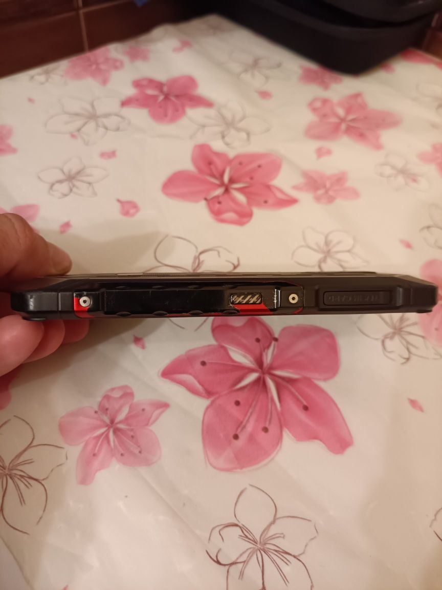 Броньований пило-вологозахищений смартфон Ulefone Armor X5 3/32Гб