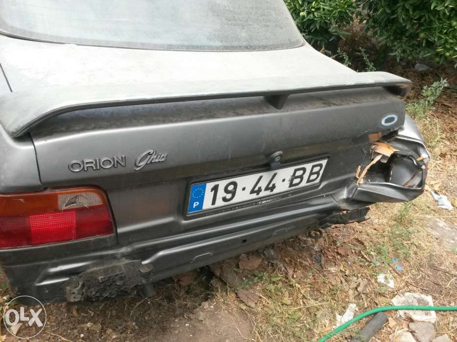 Ford Orion Ghia para peças