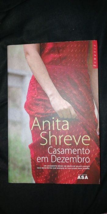 Vende-se livro casamento em Dezembro