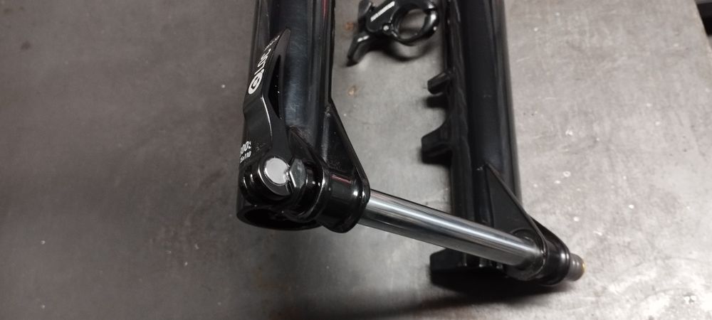 Amortyzator SR Suntour Raidon RLR 32 29" 120mmAir Remote Lockout