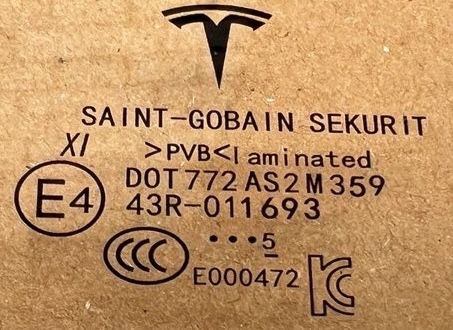 Стекло двери переднее левое правое двойное Tesla model Y новое