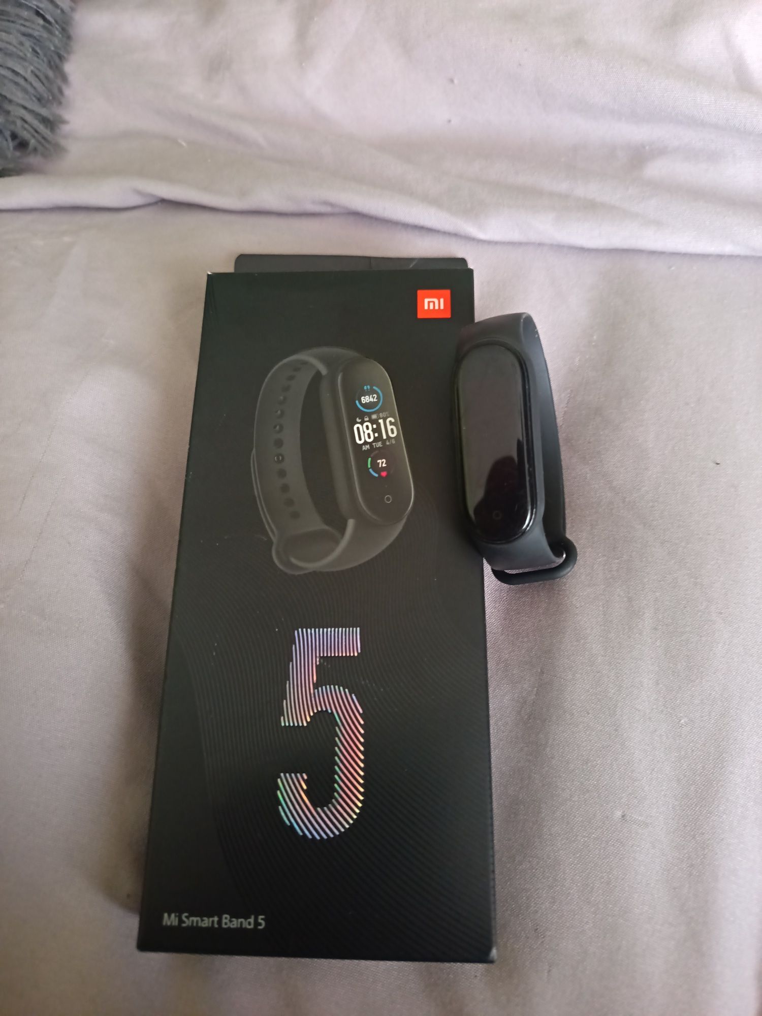 Relógio Xiaomi mi smart band 5
Pack completo: relógio + caixa + carr