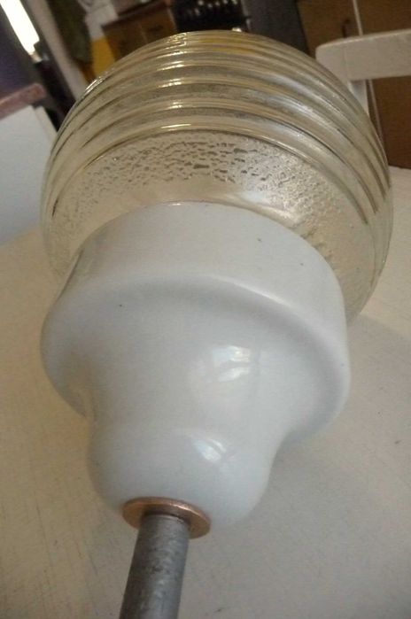 Lampa sufitowa, szklany klosz, antyk PRL