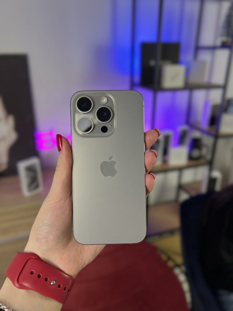iPhone 15 Pro 256|512 GB + подарунок AirPods Pro 2