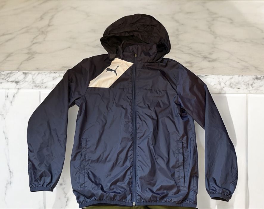 Puma kurtka wiatrówka z kapturem 164