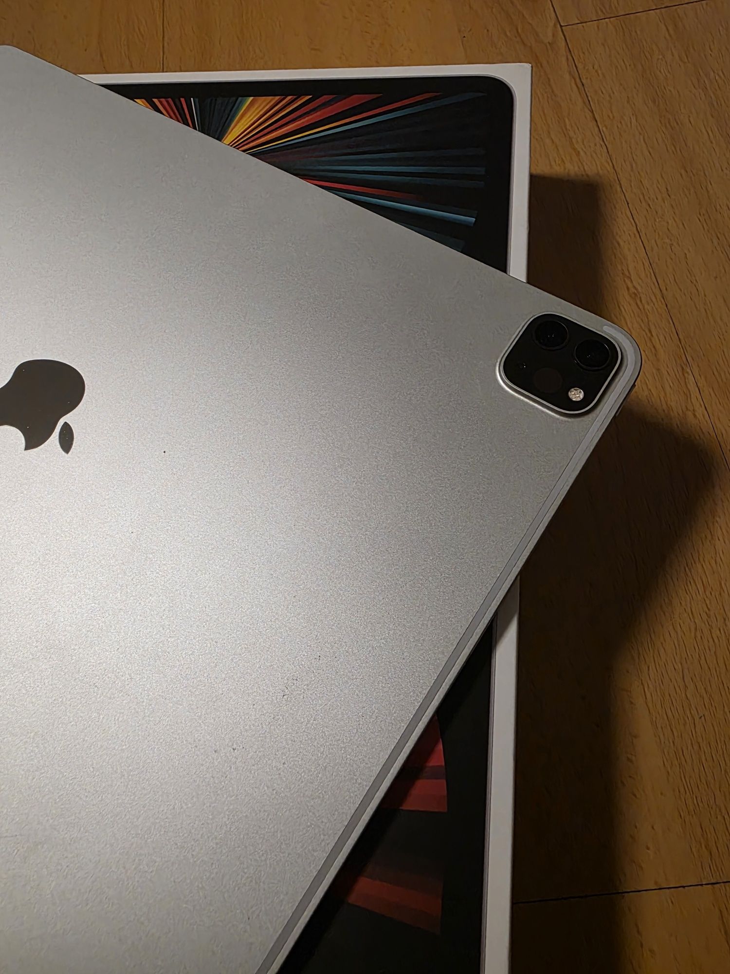 iPad Pro 12.9 5a geração M1 como novo
