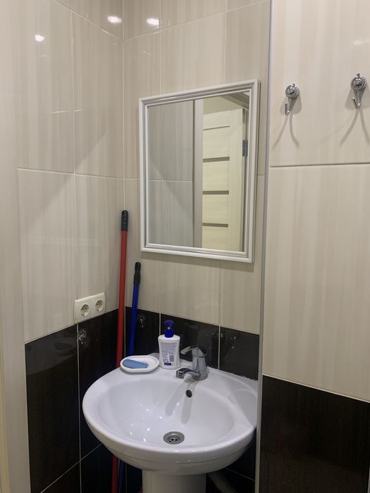 Сдам от хозяина 1 комнатную студию Центр города, р-н ТЦ Афины