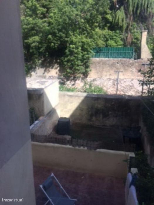 Quarto - localizado em Alcântara Lisbon