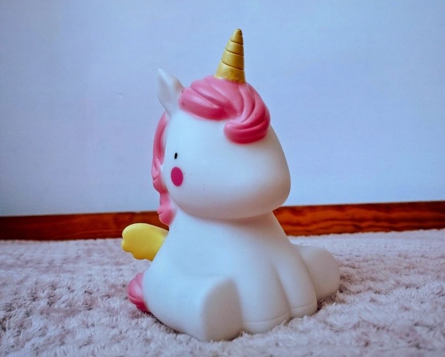 Lampka LED jednorożec na baterie