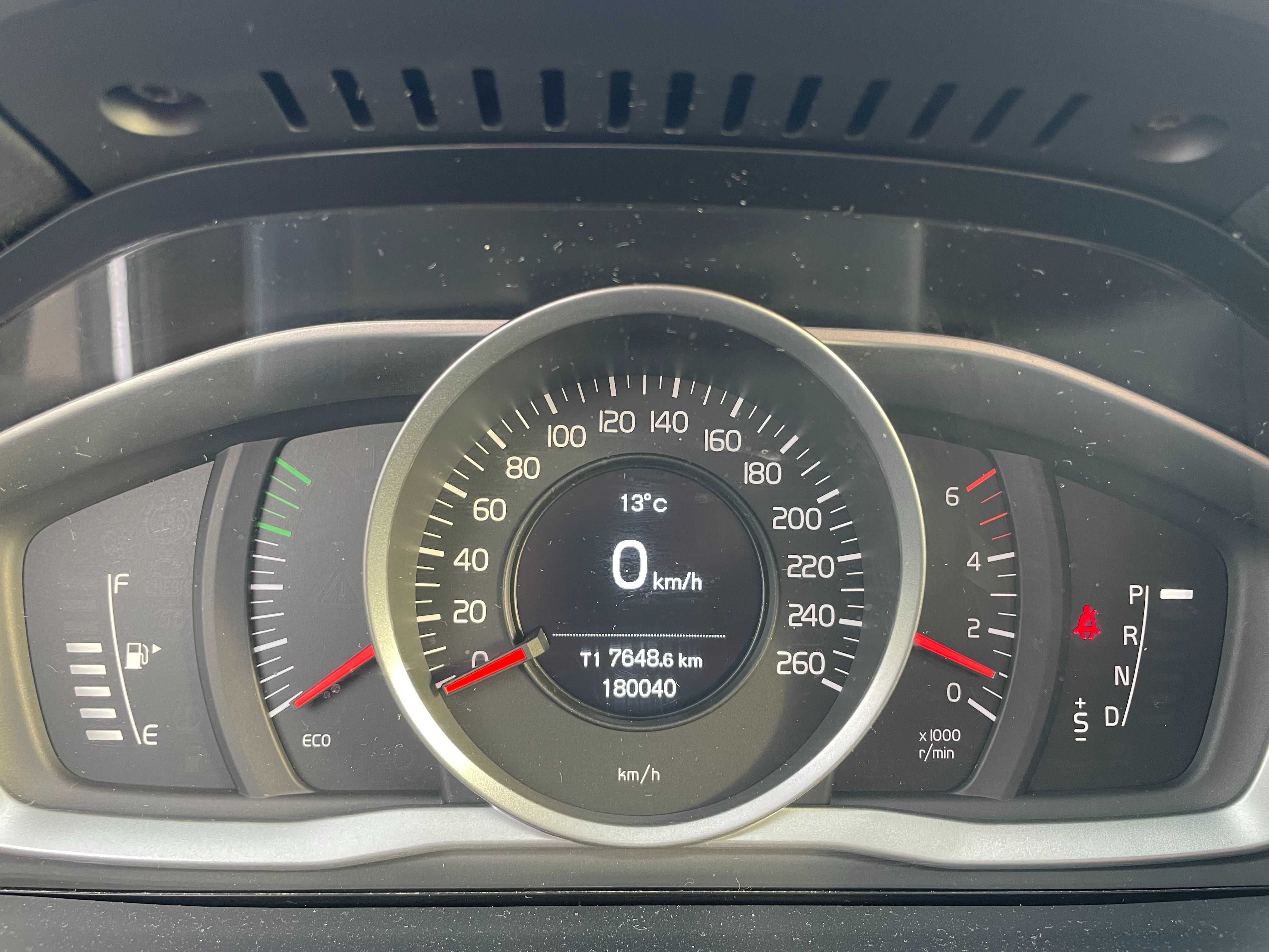 Volvo S60 D4 2.0 181KM