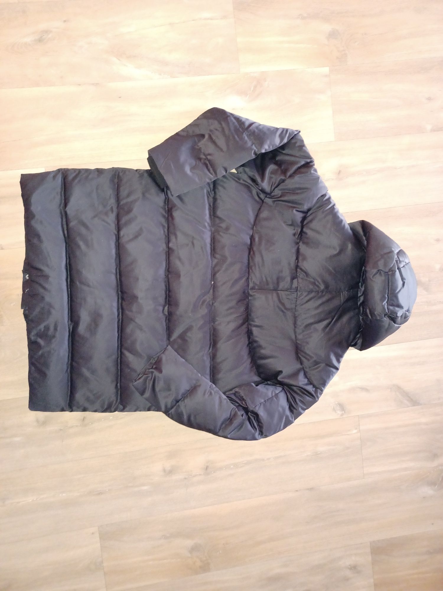 Długa czarna kurtka zimowa rozmiar M Zara