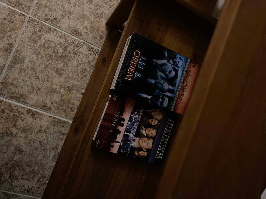 DVDS da Série Lei e Ordem, portes Grátis