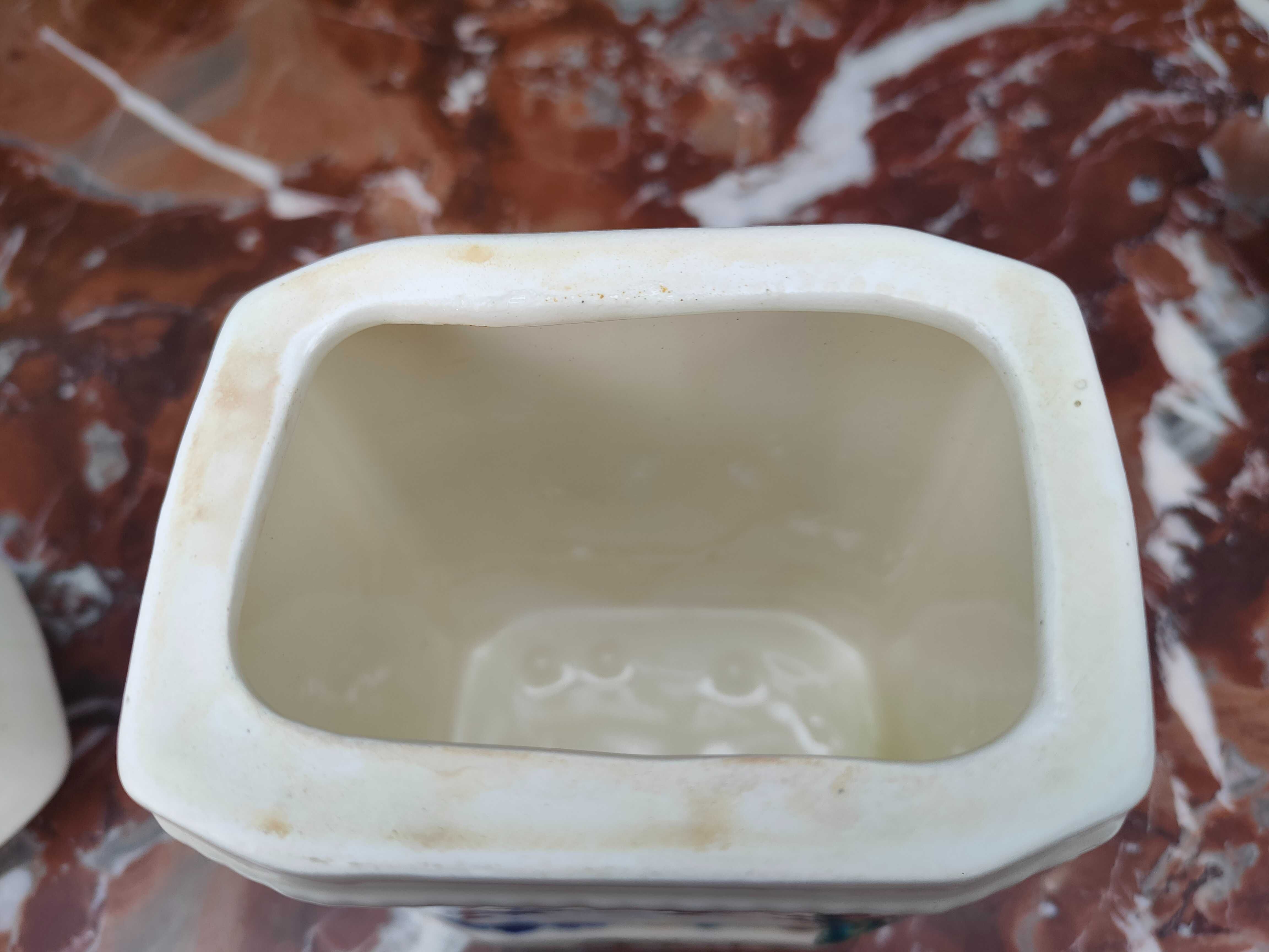 Śliczny ceramiczny pojemnik na sól - Kolorowy 'Włocławek' - 700 ml