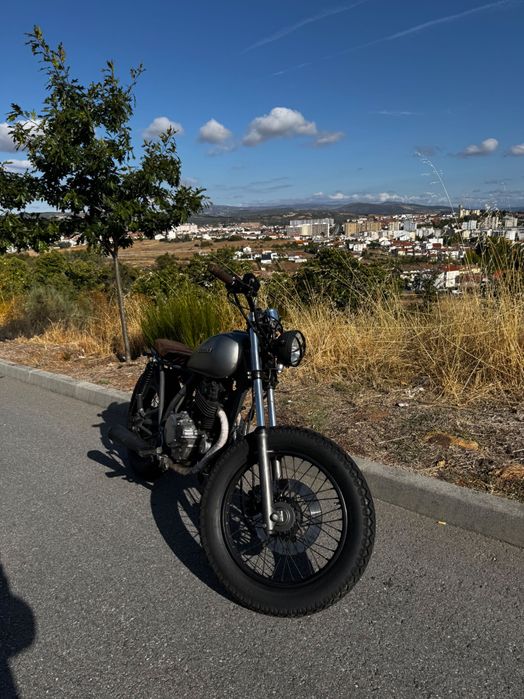 Susuki gn 250 scrambler