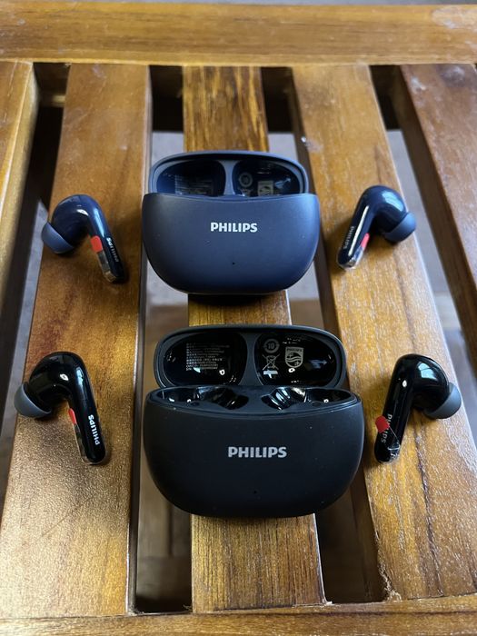 Продам беспроводные оригинальные наушники Philips