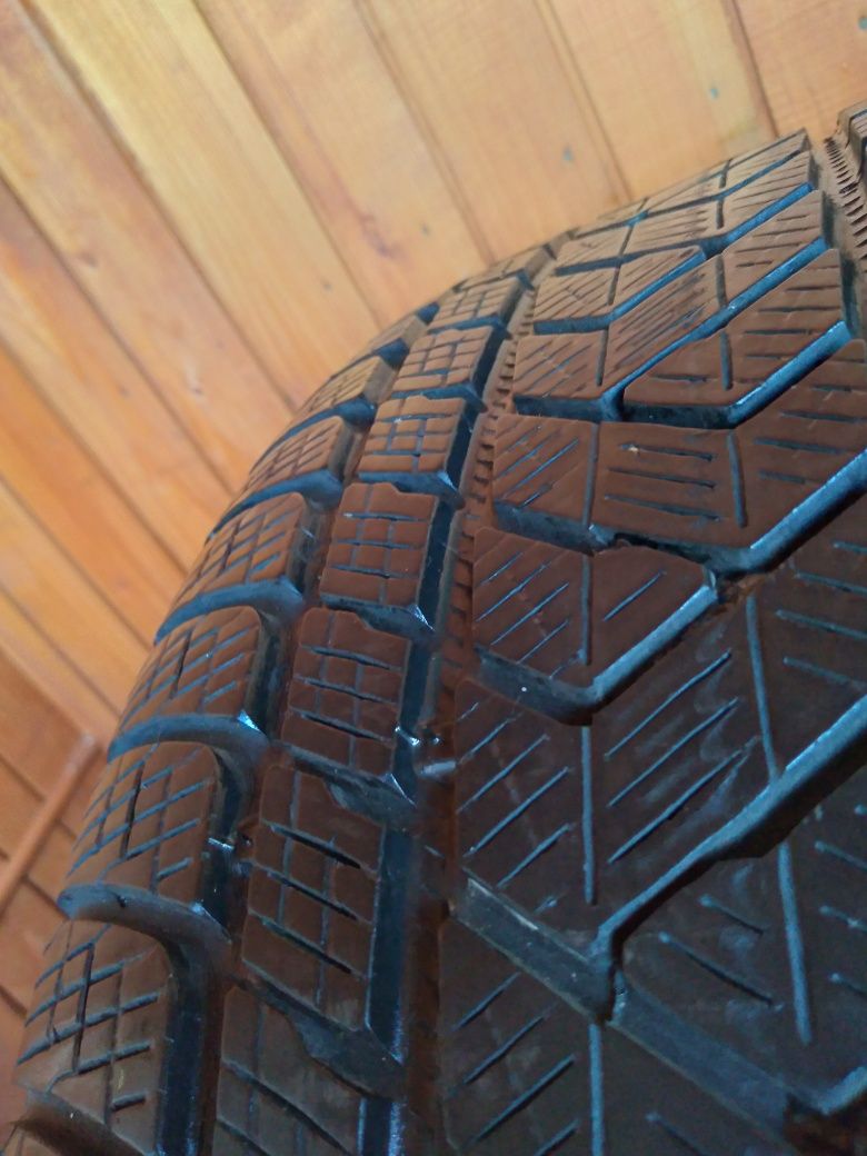 Шина 275/40/r22 Pirelli Scorpion (Run Flat)