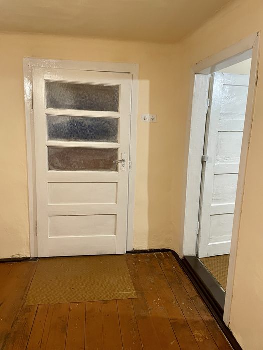 Будинок 40кв та ділянка 8 сотин