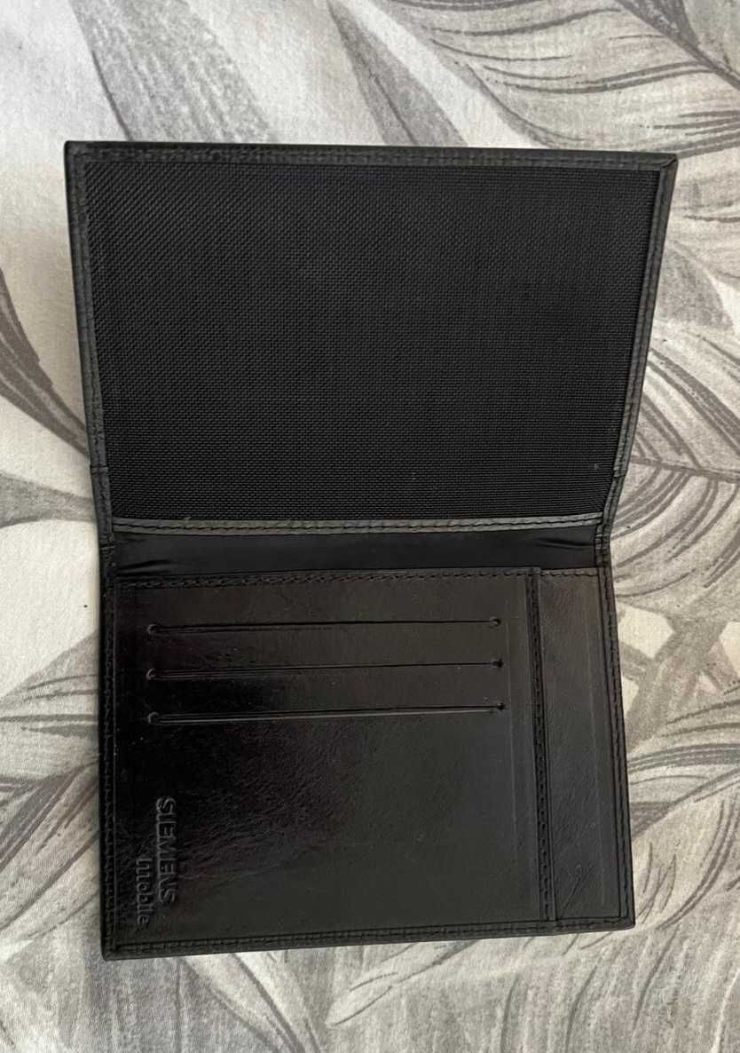 Batycki etui na karty okazja skora !