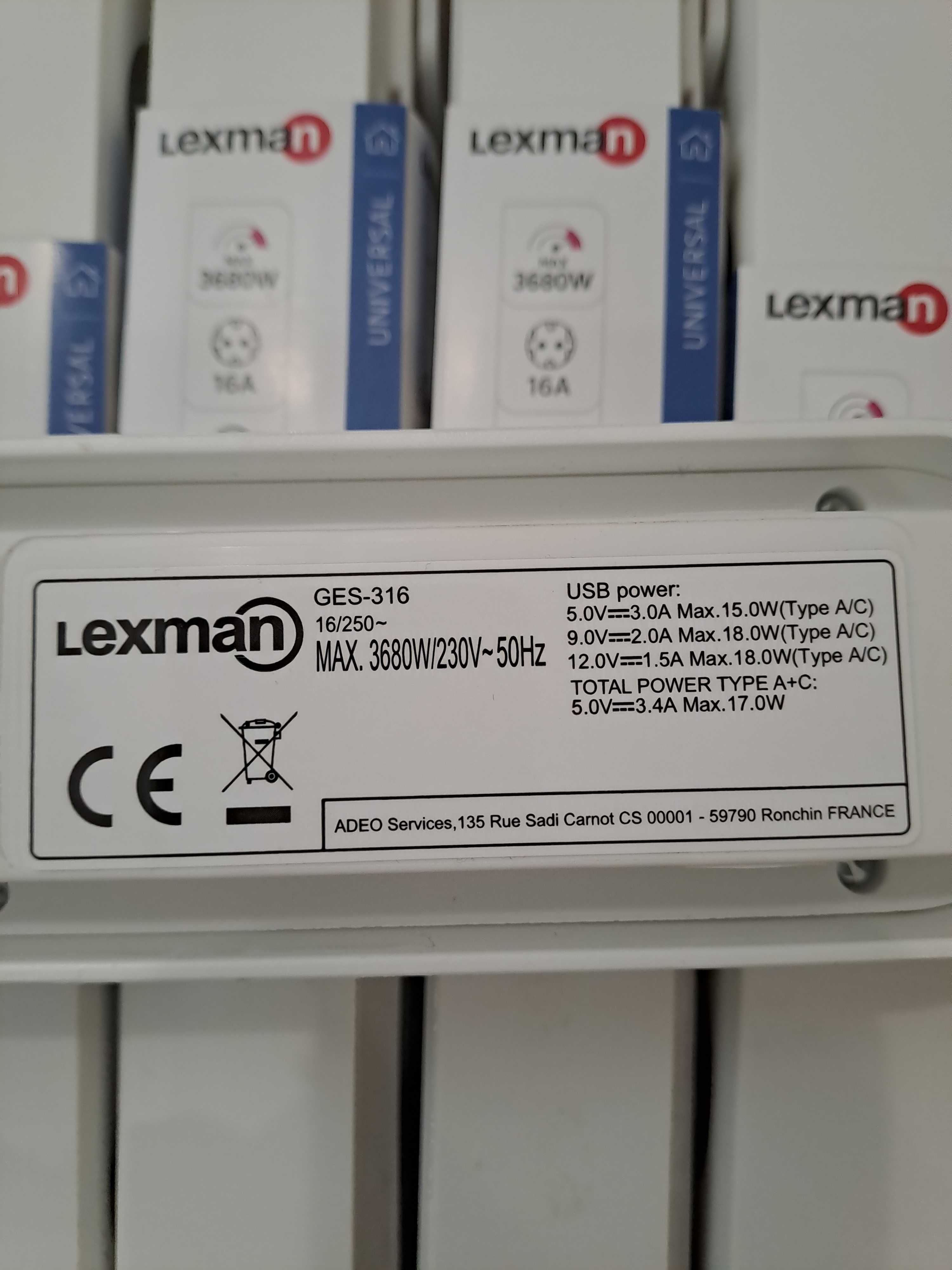 Колодка с USB Lexman