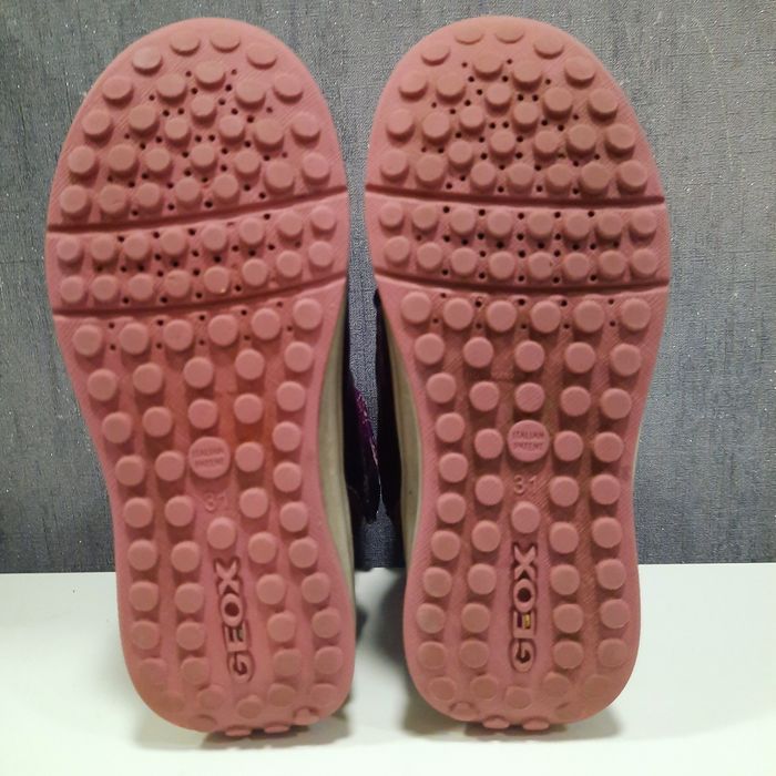 Дитячі зимові чоботи-дутики для дівчинки Geox