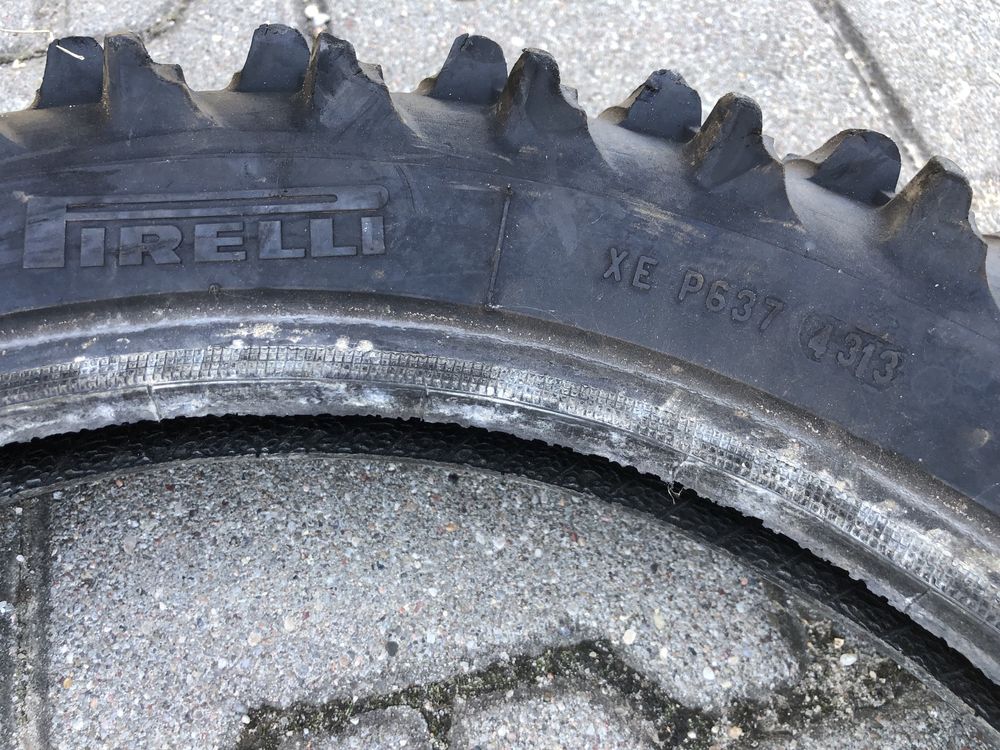 Opona Tył Piaskowa Łopata Pirelli 90/100-16 sx 85 tc kx yz