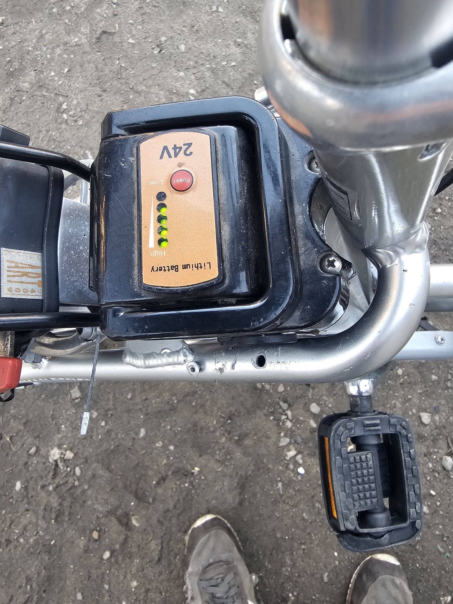 Rower elektryczny Citystar aluminium.