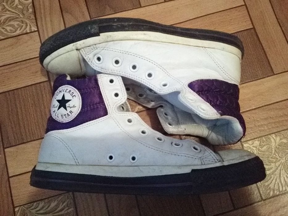 Продам оригинальные кеды convers бу зимние белые