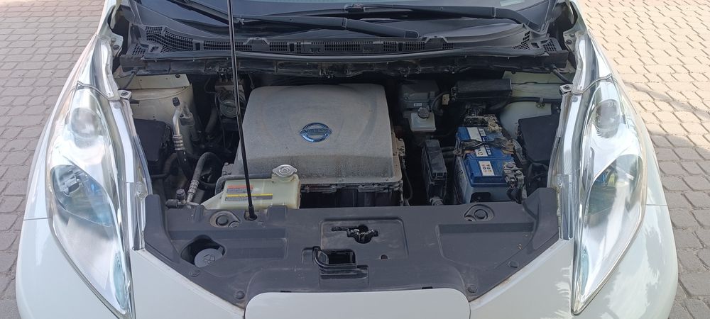 Продам Nissan Leat