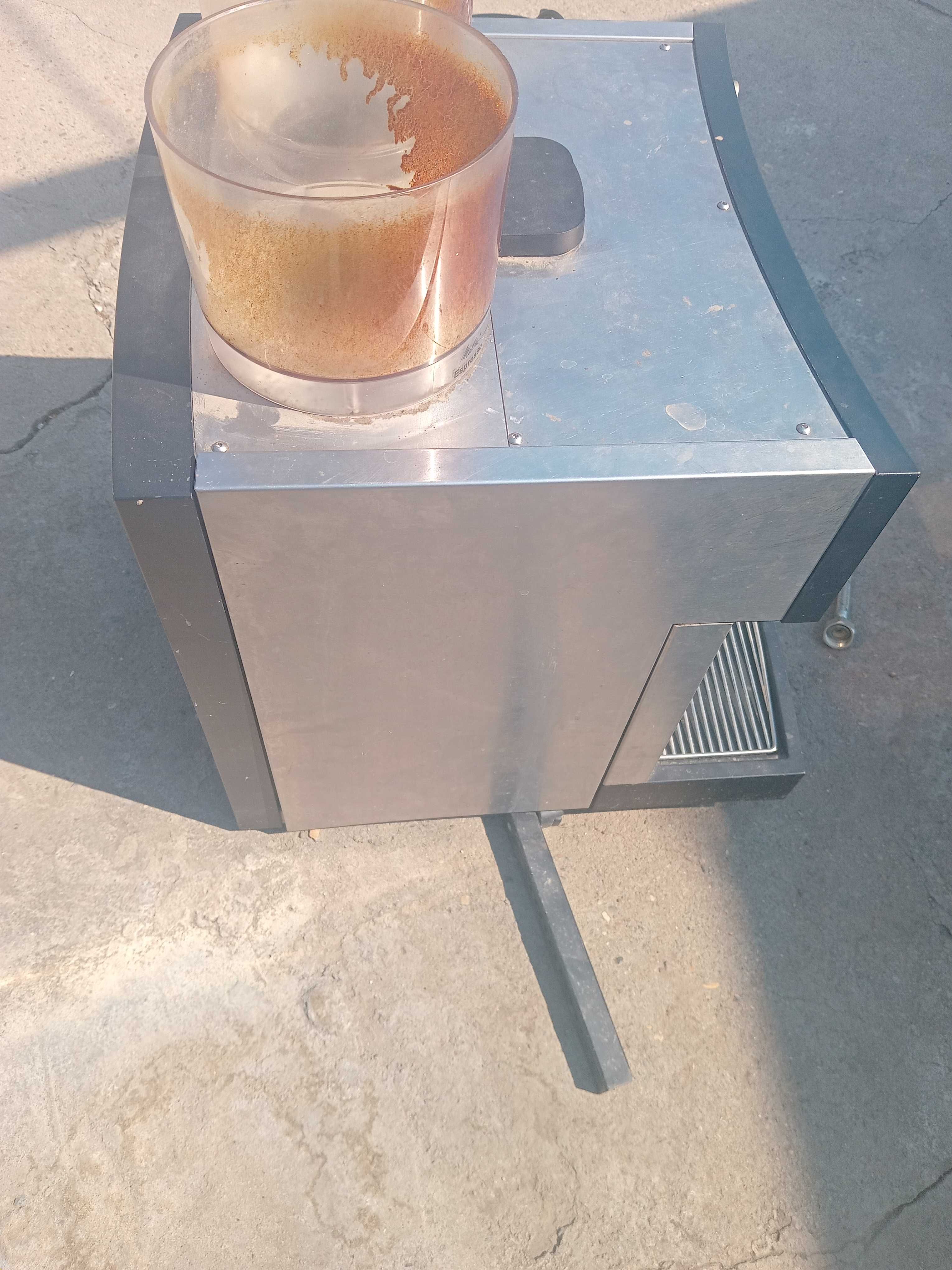 Продам кавомашину melitta bar cube