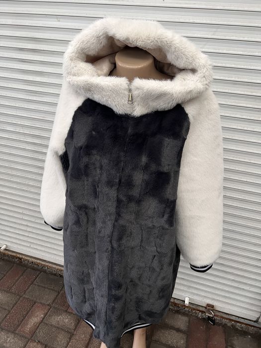 Жіноча шуба з еко-хутра  б/у . Розмір 46-48