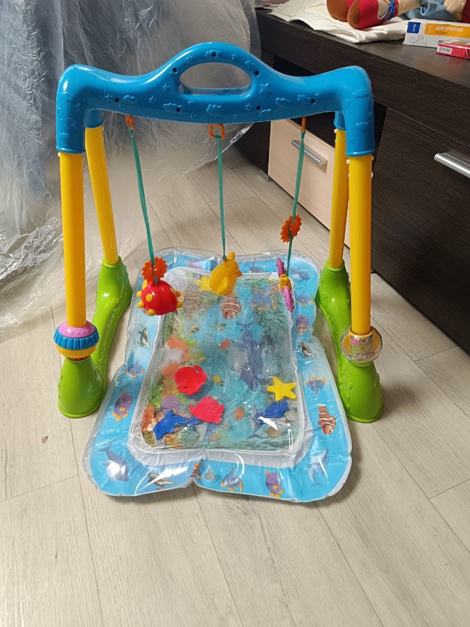 Розвиваючий водяний килимок та ігровий комплекс для малюків