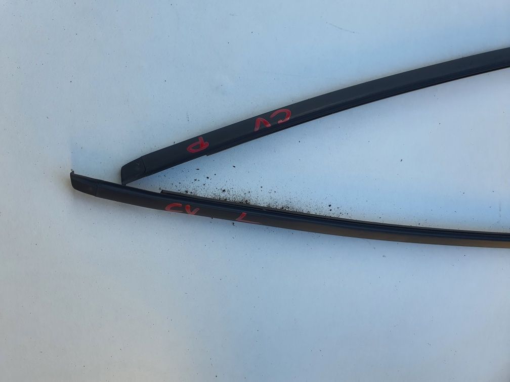 TOYOTA COROLLA VERSO II listwa dachowa lewa 04-08