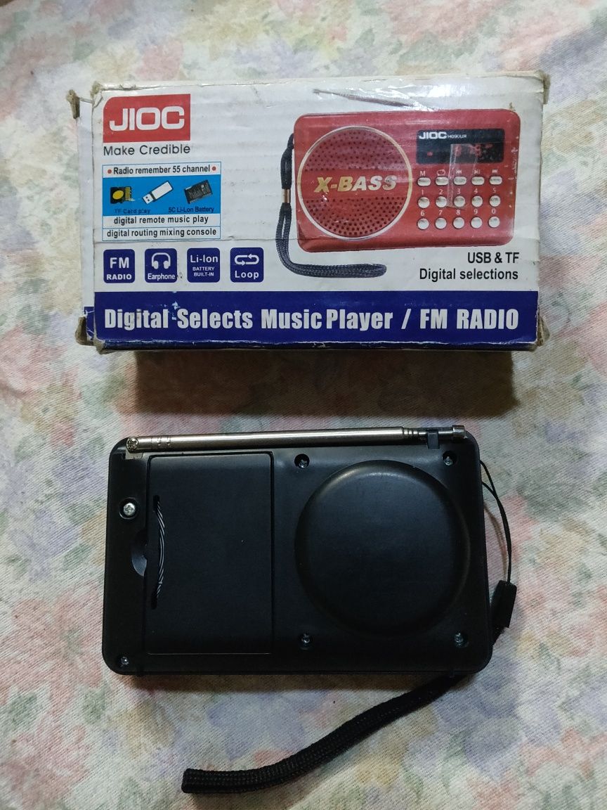 Цифровой мини радиоприемник +MP3 плеером Micro SD/AUX/FM