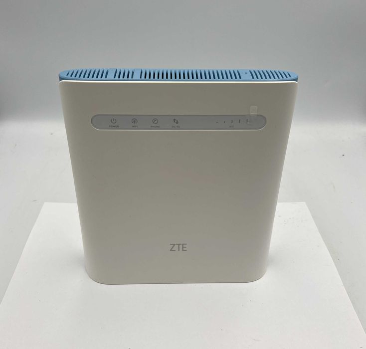 Router LTE ZTE MF286D Komplet