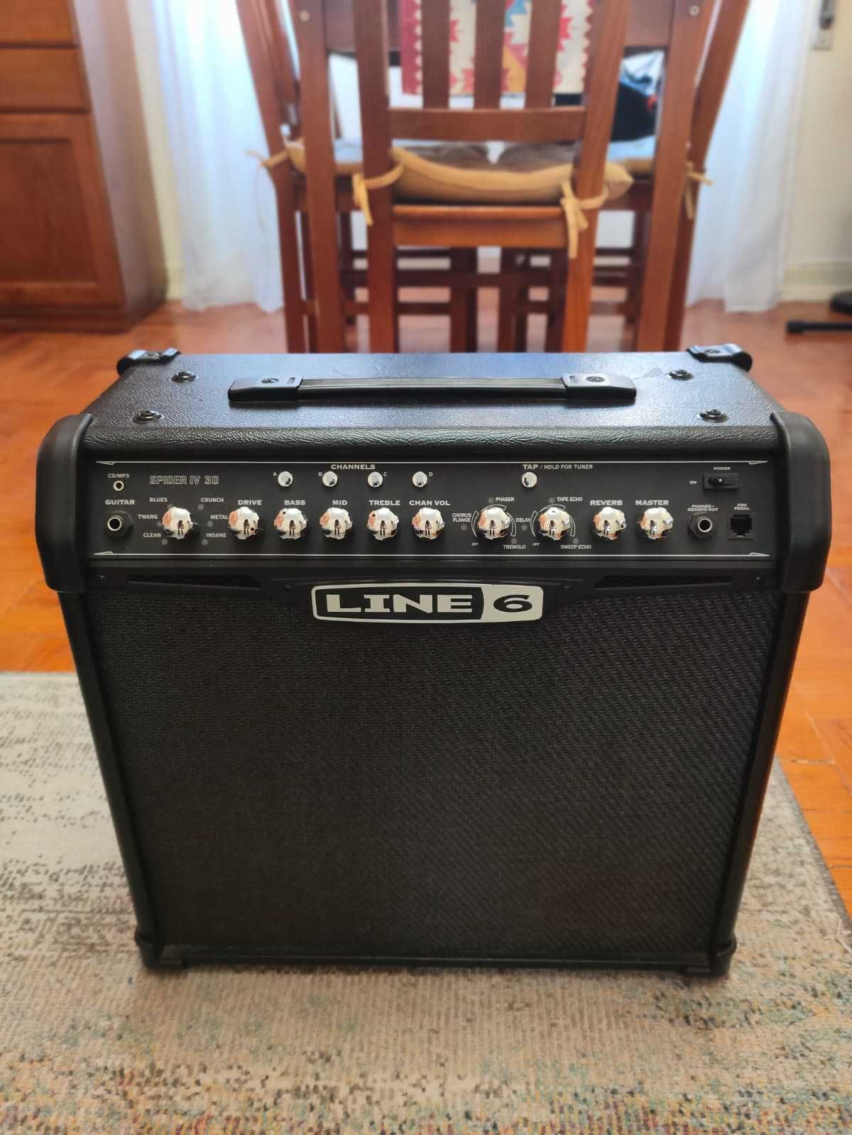 Amplificador Line 6 Spider IV 30W