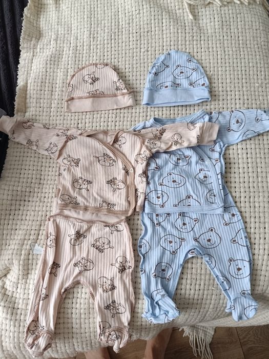 Костюмчики шикарної якості. 56 розмір