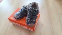 Buty dziecięce Biomecanics r. 24
