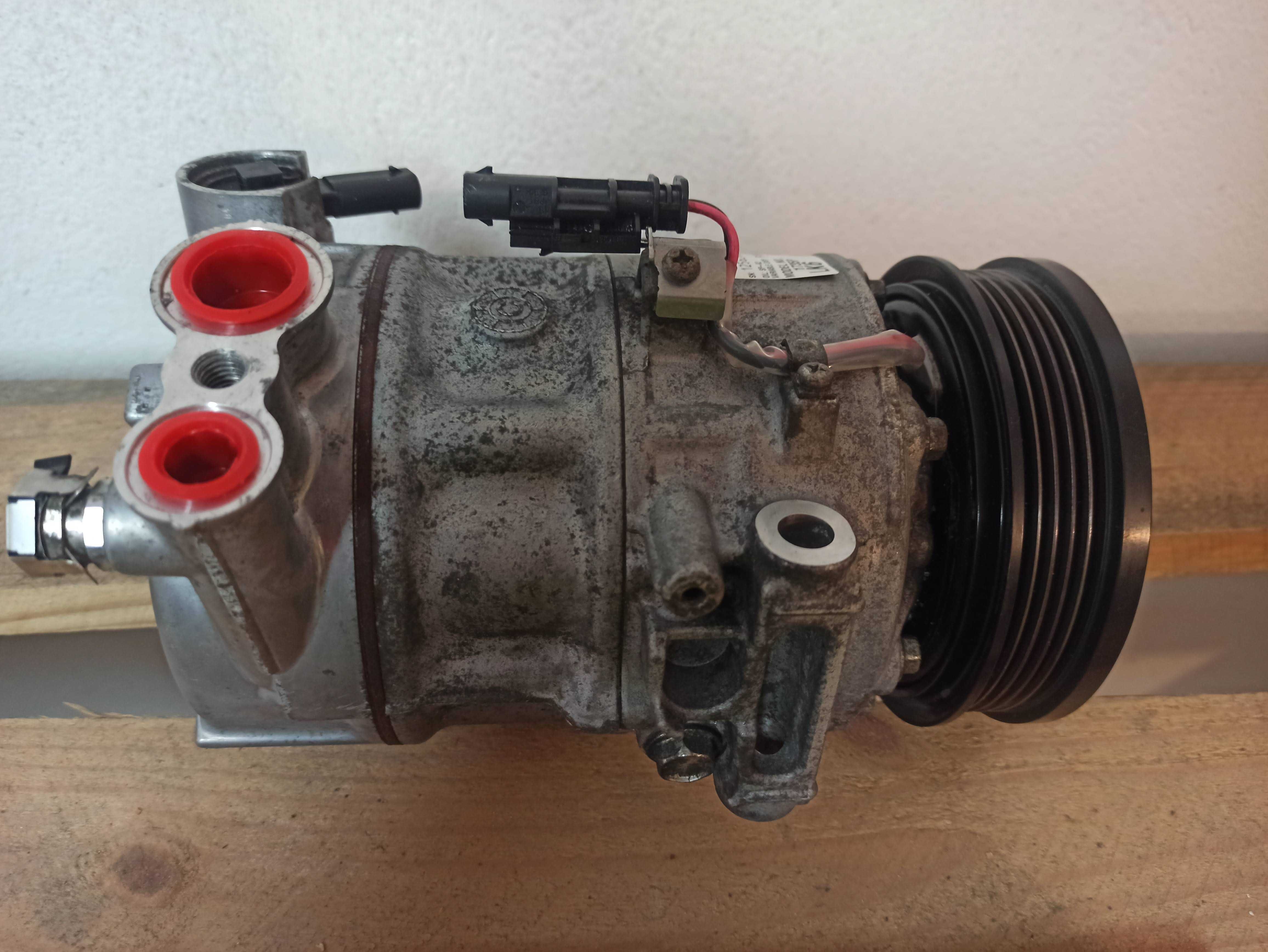 Sprężarka klimatyzacji Opel Astra V K 1.4