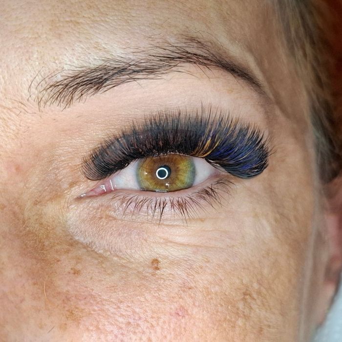 Stylizacja rzęs - Przedłużanie rzęs - Sosnowiec rzęsy