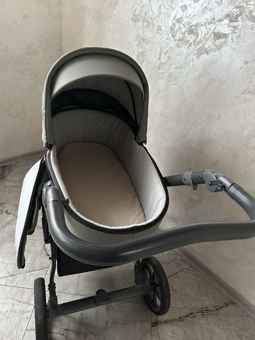 Продам дитячий візочок Bass next 2 в 1